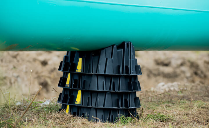 Stackable pipeline support from PipePillo pipe pillows